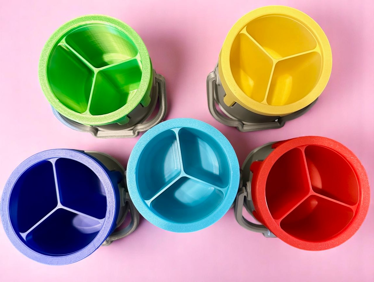 3D Printed Paint Bucket Pencil Holder – Fun Brush Organizer, Art Desk Decor, Creative Gift for Artists & Students